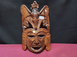 High quality wooden mask
W.16
H.26
