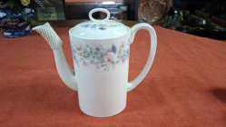 A Nice Wedgwood coffee pot. W.25 H.24 cm