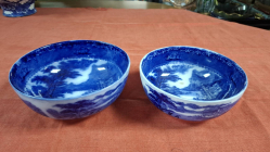 2 Pretty 19th century Flo blue bowls with Landscape design. W.21.5 cm H.9 cm