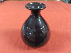 A WING LEE WAI 1950s Chinese rice wine bottle 
