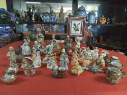 A Job Lot of many small figures (mostly good condition)
