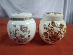 2 Ginger Jars (1x Sadler England) 
