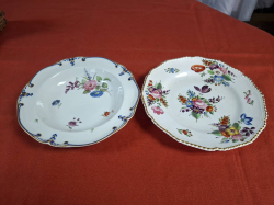 2 Beautiful Royal Crown Derby hand painted plates with red crown mark. W.26 cm