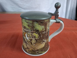 A Nice colorful lided China Tankard by Kaiser. W.15 cm H.17 cm