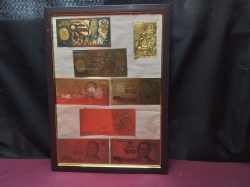 A Nice set of gold banners king Rama 9
L46cm.
W32.6cm