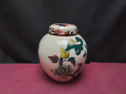 A Mason's Chartreuse Pottery with a Mandalay lid
H7cm.
W13cm.