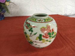 A Large 19th century Ginger jar. W.17cm H.16 cm