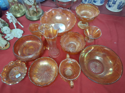 10 pieces of Yellow carnival glass, large one 23 cm