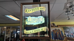 A sign of Beer Chateau-d'eau chateau illuminated
W44cm.
L54.5cm