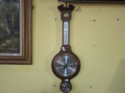 A Banjo Weather Station Barometer
H66.5cm.
W23cm.