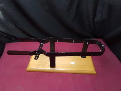 A pare leg of pork meat rump 
W17cm.
L48cm.
H18cm.