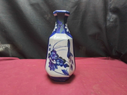 A blue painted ceramic flower vase
W16cm.
H32cm.
