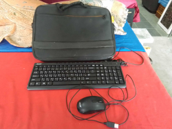 Laptop bag with Acer keyboard and mouse 