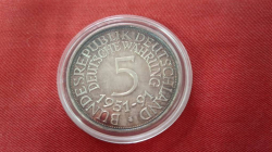 A 1991 ONE OUNCE 999 SILVER GERMAN 5 MARK COIN