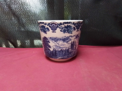 A Nice Wedgwood blue and white Jardiniere 
H5cm.
W7cm.