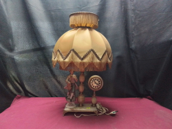  Figural clock Table Lamp 
H51cm.