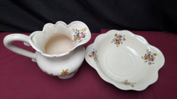 A Floral Wash Jug and Bowl Set
Wash jug W25cm. H8cm.
Bowl H19cm. W20cm.