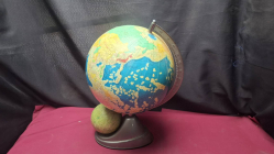 1970s Japanese Educational Globe (Eart& Moon by Mahina)
W25cm.H44cm