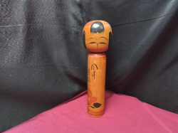 A Japanese Traditional Kokeshi doll by vaganuma -masayuki 
H31cm.