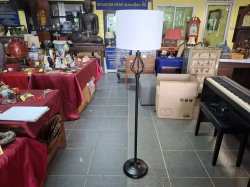 Floor standing Lamp 150 cm high