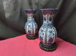 2 Lovely blue Delft vases on Wooden Stand 
H27cm W13cm