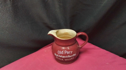 VINTAGE OLD PARR ANTIQUE SCOTCH WHISKY JUG MACDONALD GREENLEES LTD SCOTLAND 1930.
H13cm. W13cm.