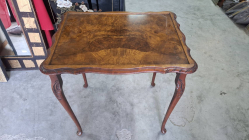 Queen Anne Side Table. Dimensions H.55 cm W.41 cm L.54 cm