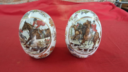 Pair of Vintage Fox Hunting Scene on eggs shape (stamped) 15cm high