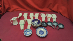 Blue and white porcelain with soup Spoon 