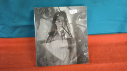Korean pop star IU 5th album LILAC special boxset includes CD, photobook and extras