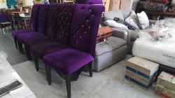 6 purple velvet dinning chairs in good condition 