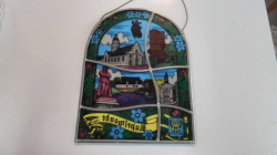 A Nice Large glass window.
40x30cm.