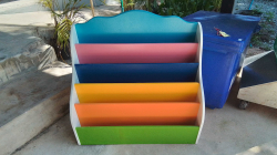 A colorful book holders. Dimensions 69 cm and x59 cm high