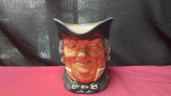 A Doulton Toby jug parson brown.
H16 W12cm. 