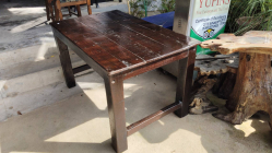 A very heavy dining Table. 
79x128x75cm.