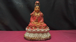  A large old statue of Guanyin (avalokitedshvara) the budhistisatta of compassion seated in meditation on a lotus throne
H27 W16cm.
