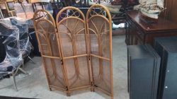 3 Panel folding Privacy Screen.
140x118cm.