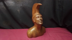 Roman Soldier bust vintage carved wood sculpture.
H34 W20cm.