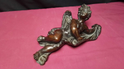 A Nice youthfull angelic child in flowing clotes.
12x27x9cm.