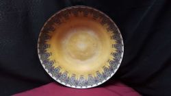 A Royal Worcester marked shape No.2577 a flower centre bowl dated 1919 hand painted. 
30x30x8cm.