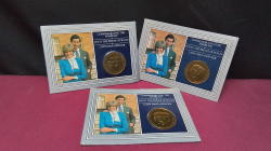 A 1981 Royal set commemorative Coins or 3 lots 