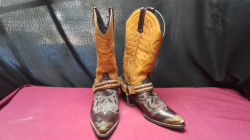 A Lovely Pair of ladies Cuban heel cowboy boots size 5.
