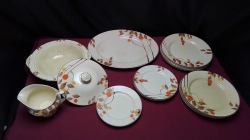 19 piece Wedgwood Company dinner ware set, Hall China autumn leaf1910-1920s 