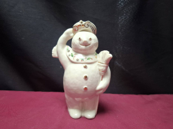 A Small lenox classic snowman. 
H18xW10cm.